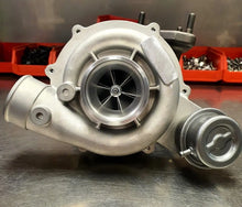 Load image into Gallery viewer, Land Rover TD5 GT2056 Billet Hybrid Turbocharger
